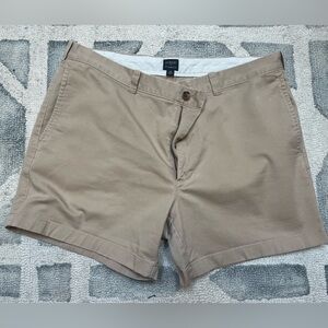 Jcrew men’s 5 inch inseam British khaki size 36 shorts